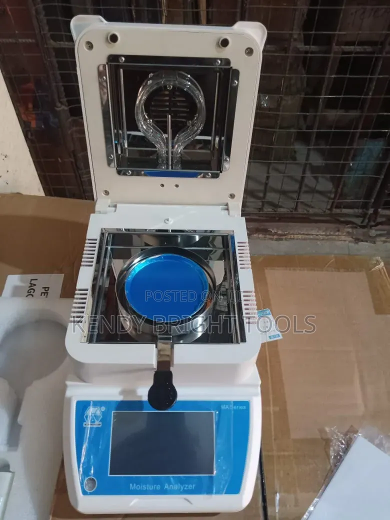 Moisture Analyzer