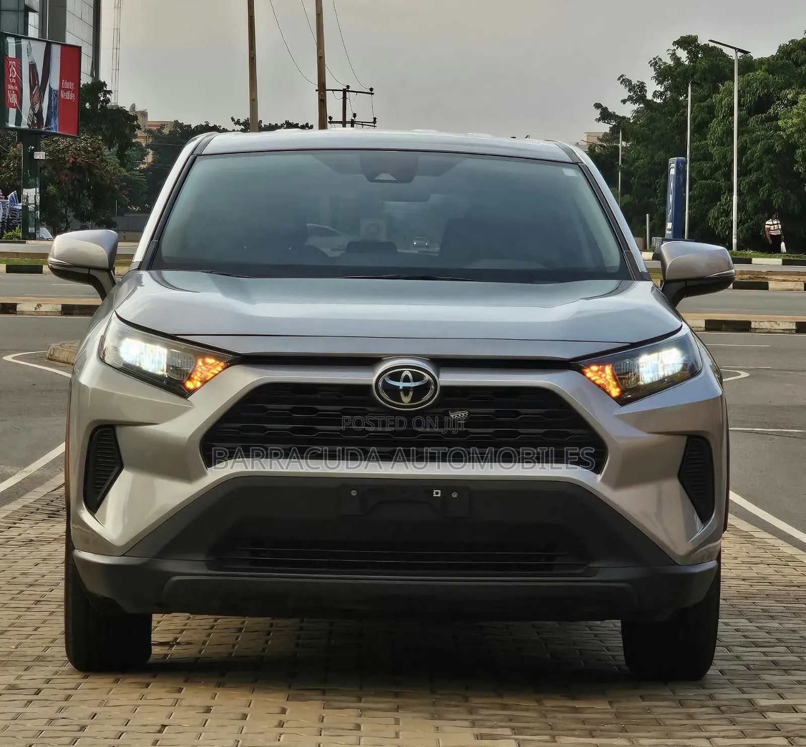 Toyota RAV4 LE 2025 Gray