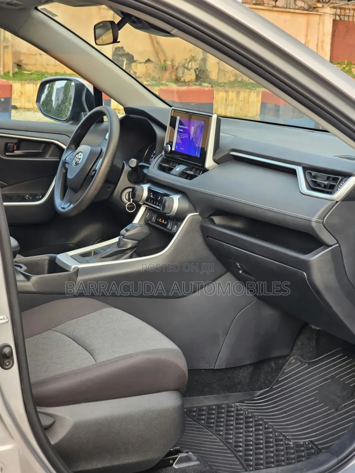 Toyota RAV4 LE 2025 Gray