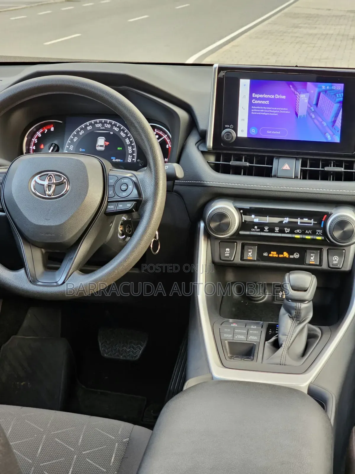 Toyota RAV4 LE 2025 Gray