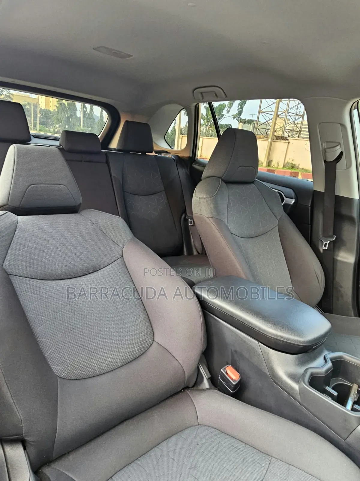 Toyota RAV4 LE 2025 Gray