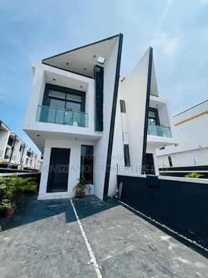 4bdrm Duplex in Ikota for sale