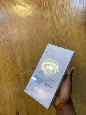 New Apple iPhone 16 Pro 128 GB Black