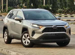 Toyota RAV4 LE 2025 Gray
