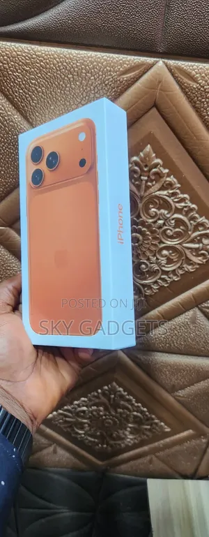 New Apple iPhone 17 Pro Max 256 GB Orange