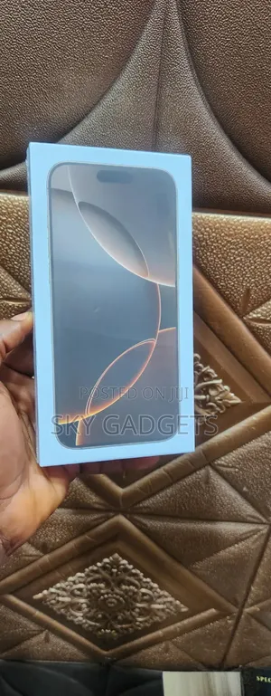 New Apple iPhone 16 Pro Max 256 GB Gold