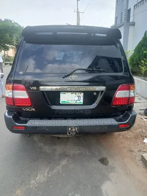 Toyota Land Cruiser 2006 Black