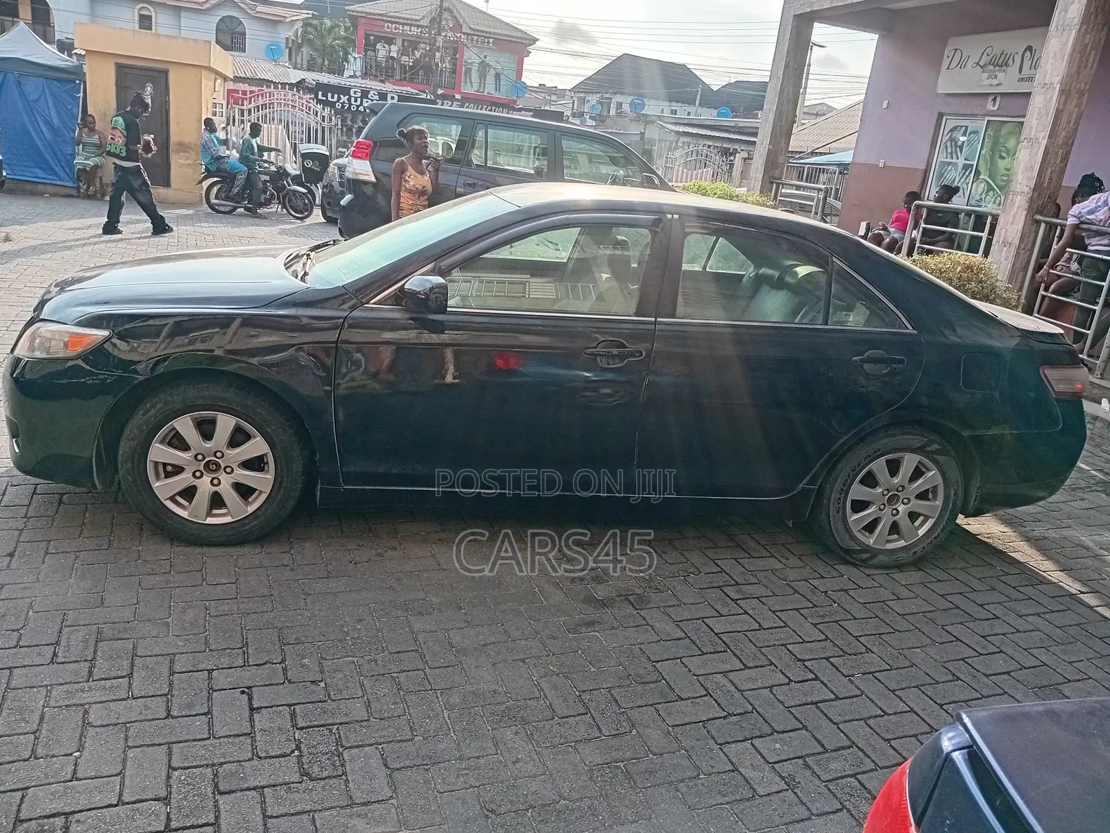 Toyota Camry Hybrid 2011 Black