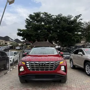 Hyundai Tucson 2023 Red