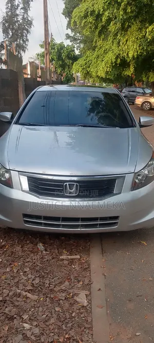 Honda Accord 2009 Silver
