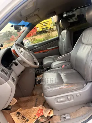 Toyota Sienna XLE 4WD 2007 White