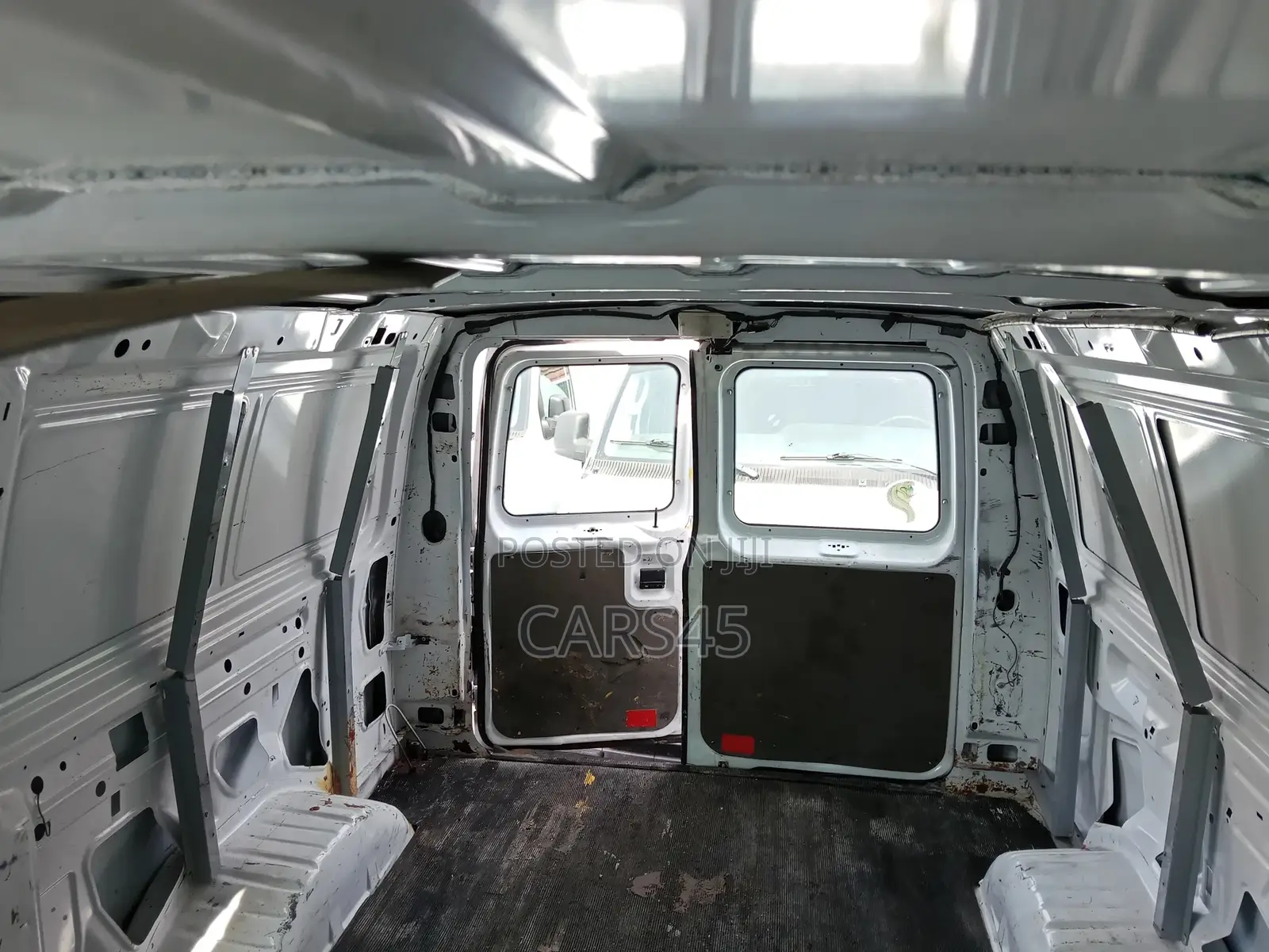 Ford E-250 2014 White