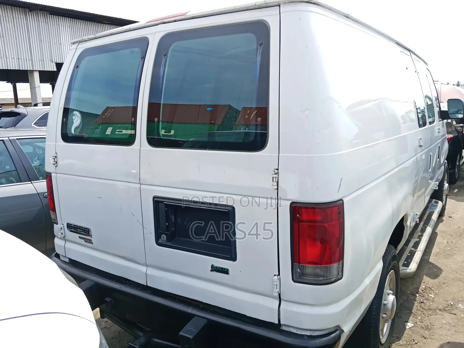 Ford E-250 2014 White