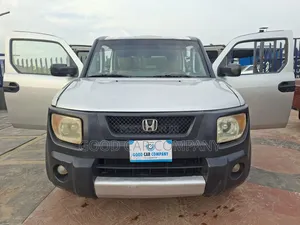 Honda Element 2004 Silver