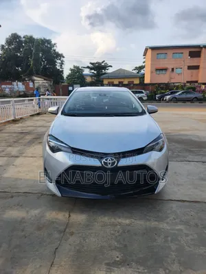 Toyota Corolla 2019 Silver