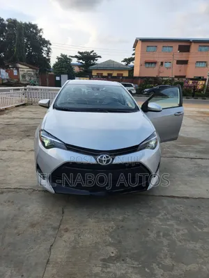 Toyota Corolla 2019 Silver