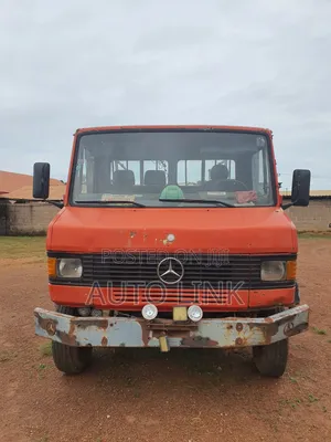 Mercedez Truck ( 711D