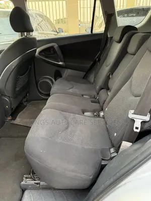 Toyota RAV4 1.8 2007 Silver