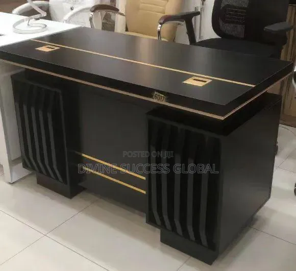 Luxury 1.4 Meter Executive Office Table