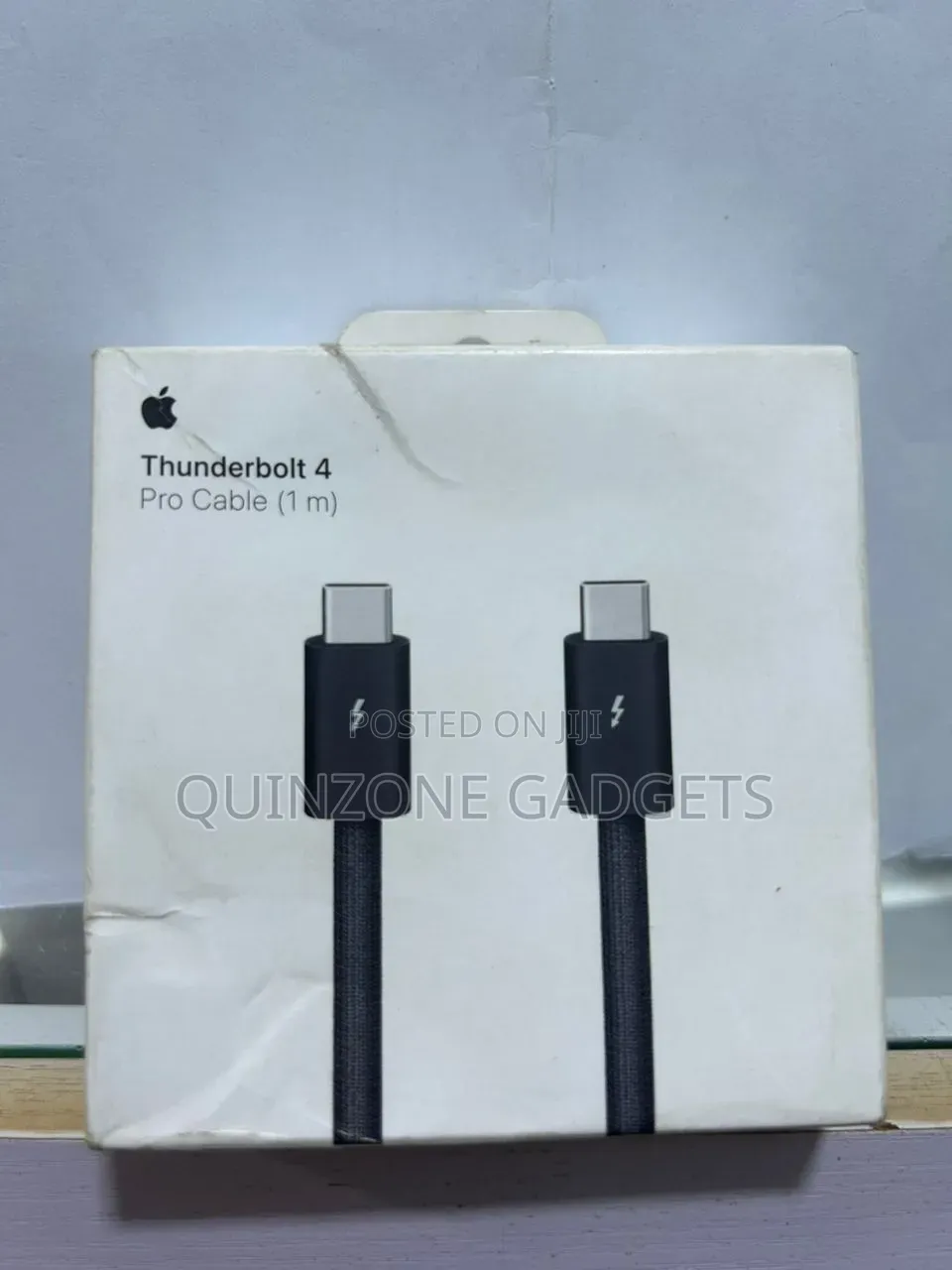 Thunderbolt 4 USB-C Pro Cable (1M)