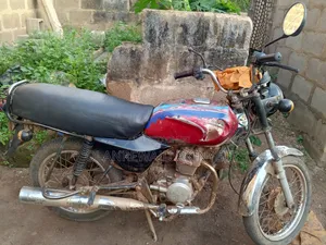 Bajaj Boxer 2023 Red