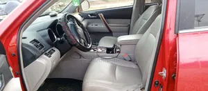 Toyota Highlander 2011 Red