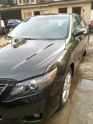 Toyota Camry XLE 4dr Sedan (2.5L 4cyl 6AM) 2010 Green