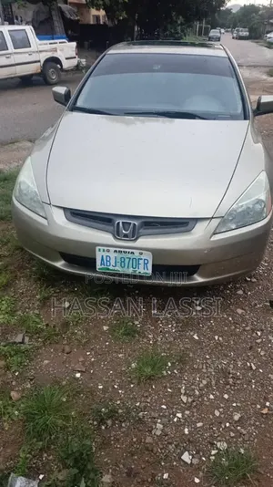 Honda Accord Automatic 2004 Gold