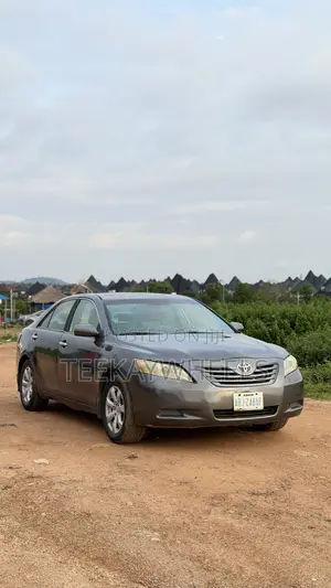 Toyota Camry 2.4 LE 2008 Gray