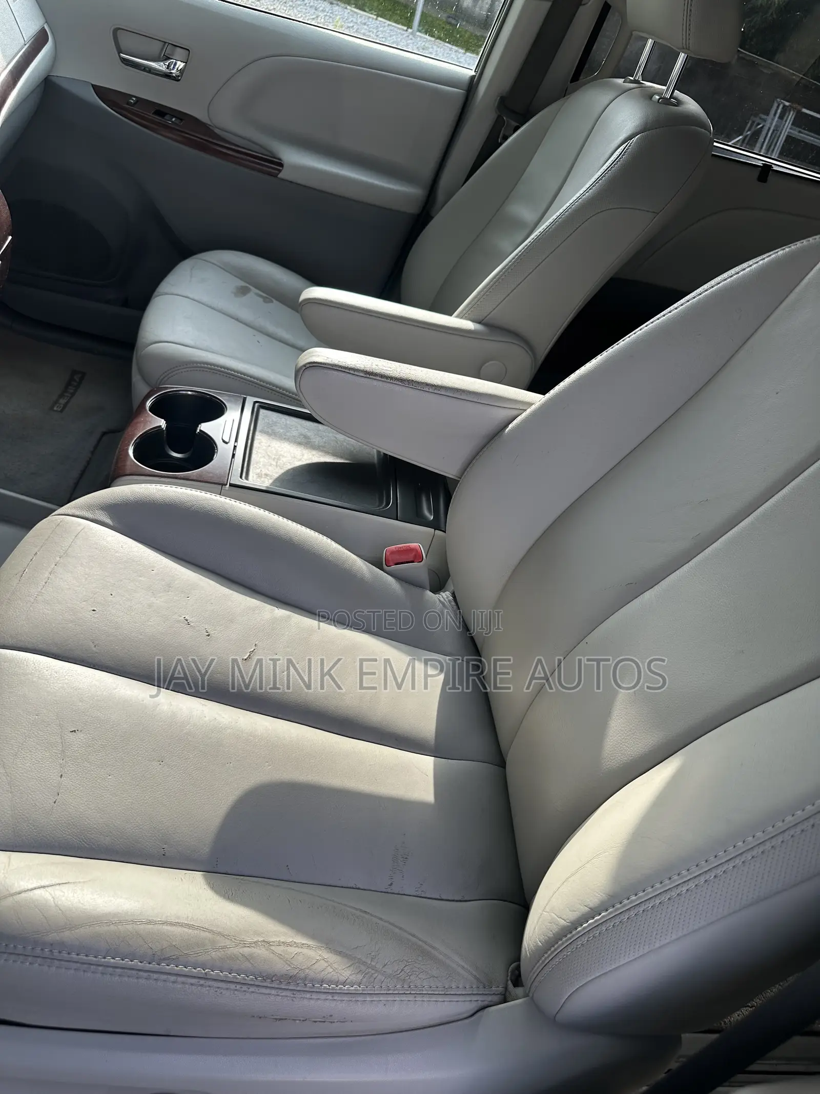 Toyota Sienna 2013 Gray