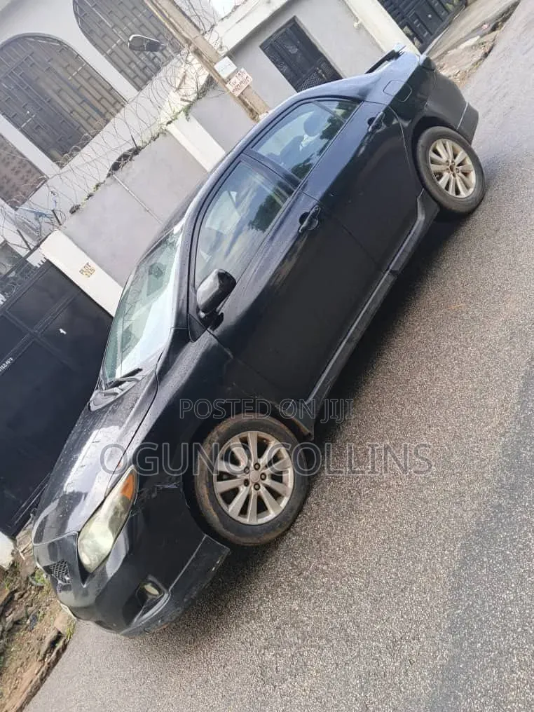 Toyota Corolla 2009 Black