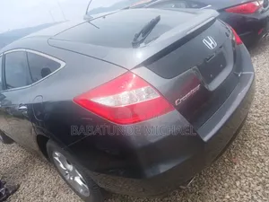 Honda Crosstour 2012 Gray