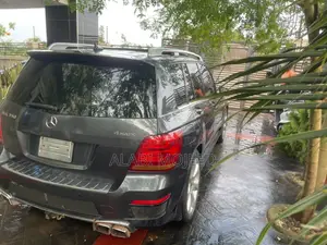 Mercedes-Benz GLK-Class 2009 Gray