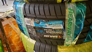 255/55 R20 Brand New One