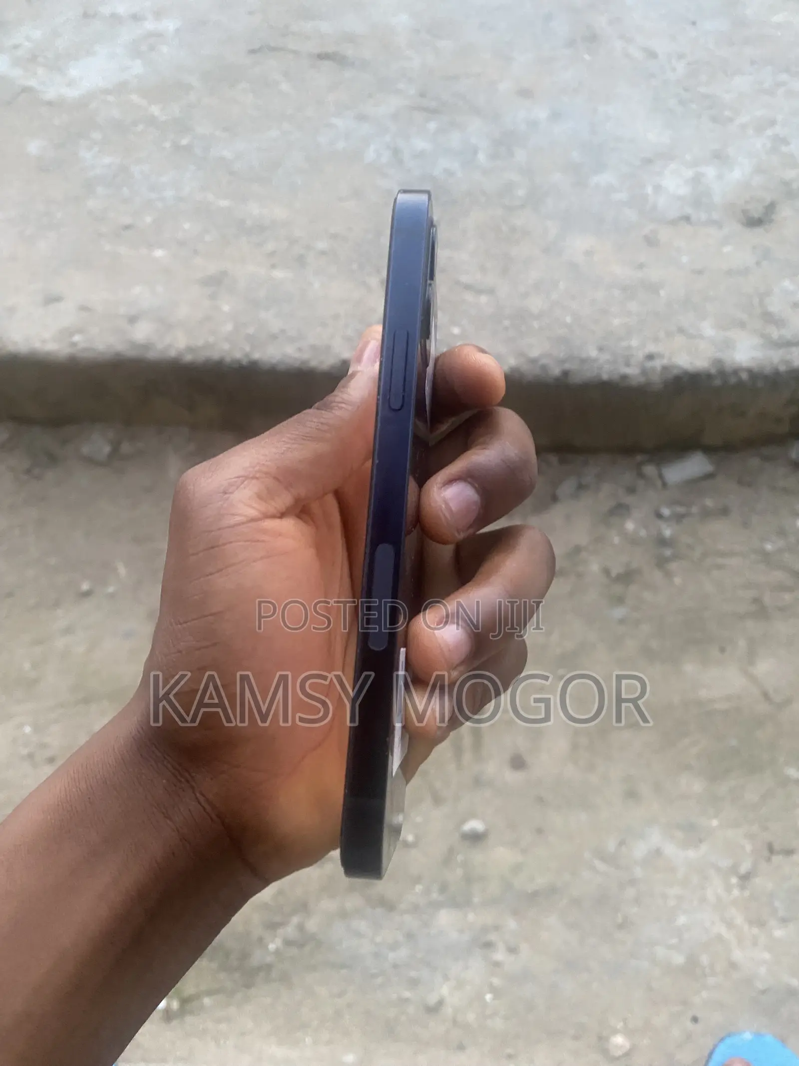 Apple iPhone 12 64 GB Blue