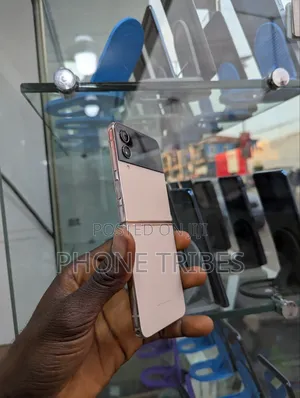 Samsung Galaxy Z Flip4 256 GB