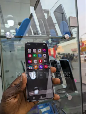 Samsung Galaxy Z Flip4 256 GB