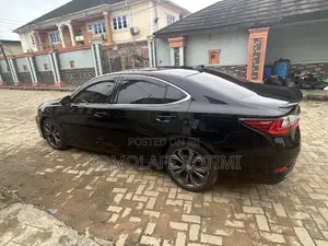 Lexus ES 350 FWD 2016 Black