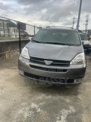 Toyota Sienna 2005 Gray