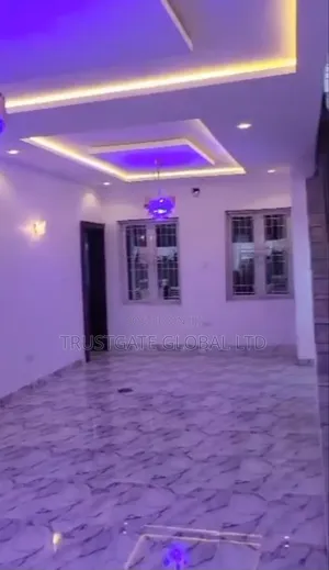 4bdrm Townhouse / Terrace in River Park, FHA for rent