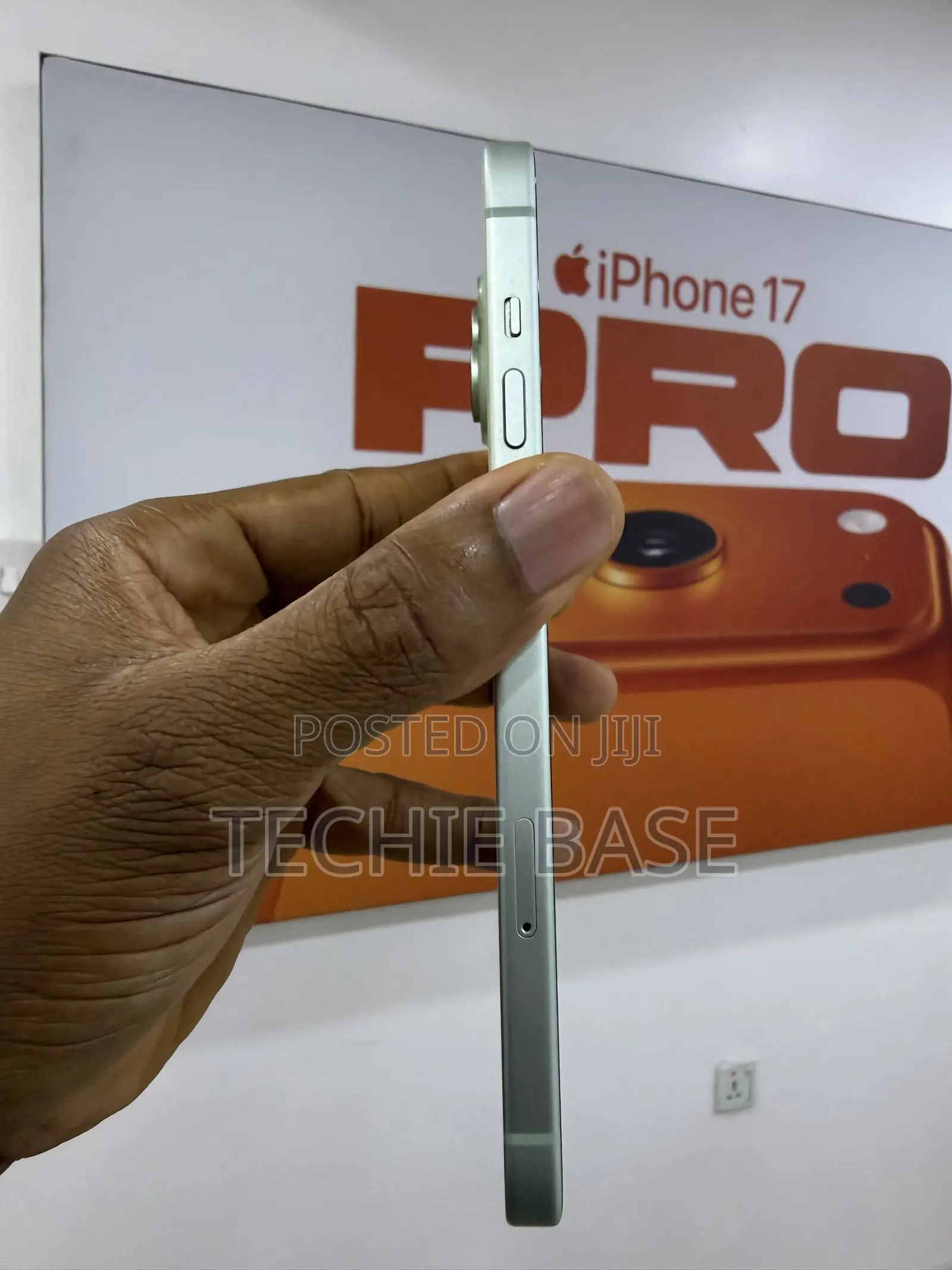 Apple iPhone 15 Plus 128 GB Green