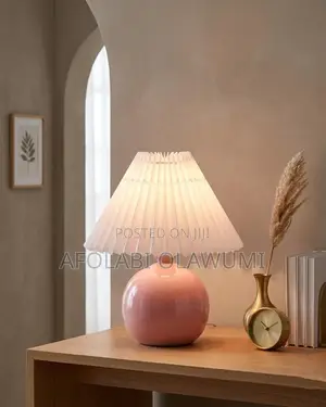 Nordic Pleated Bedside Lamp