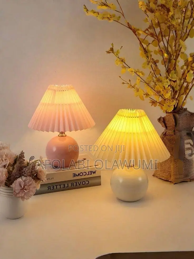 Nordic Pleated Bedside Lamp