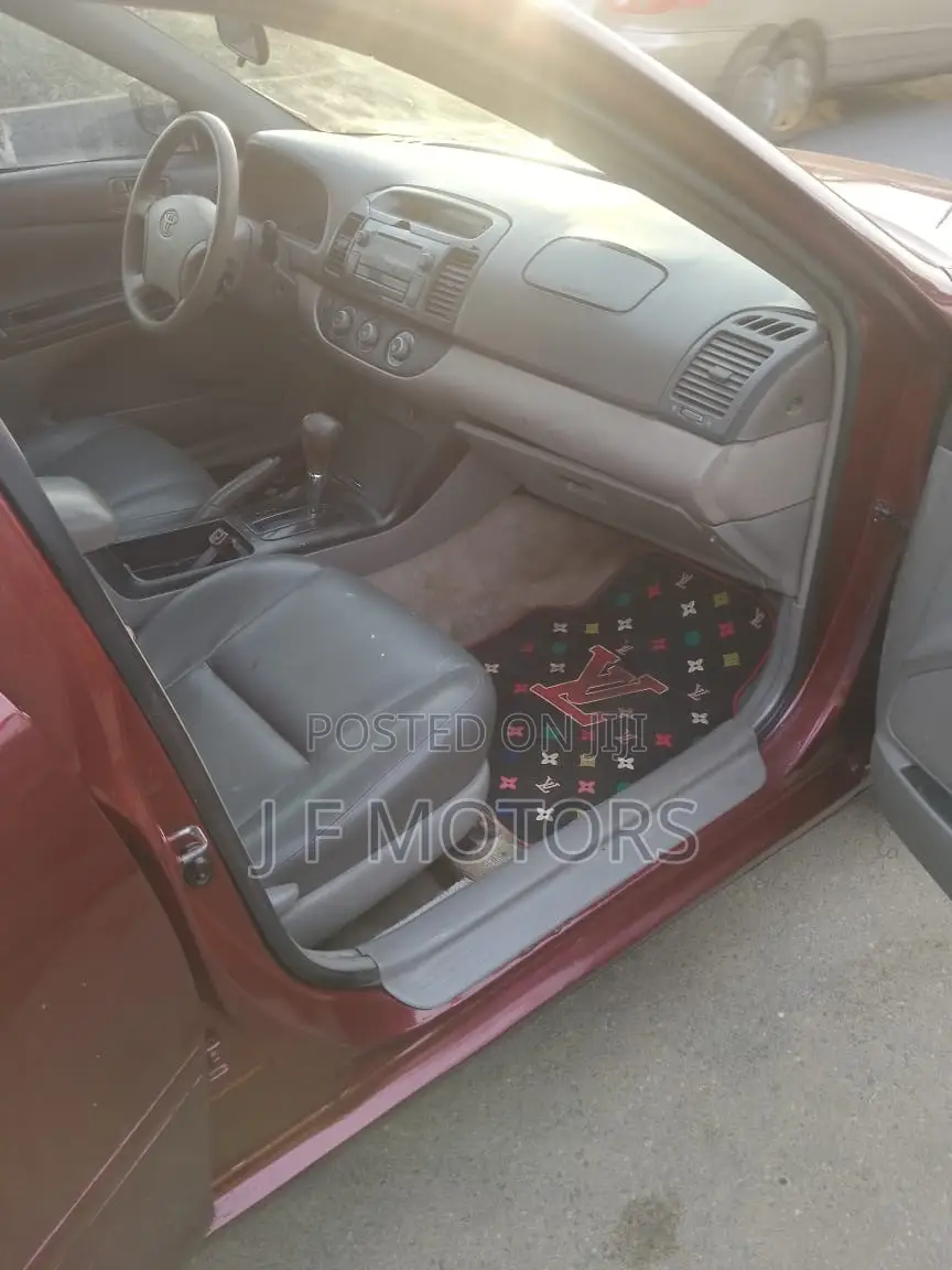 Toyota Camry 2.4 WT-i 2005 Red