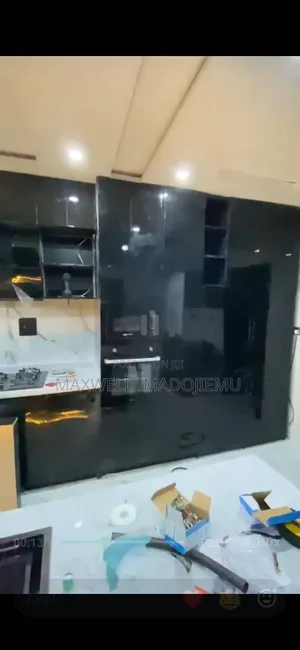 Kitchen Cabinets and Wardrobes