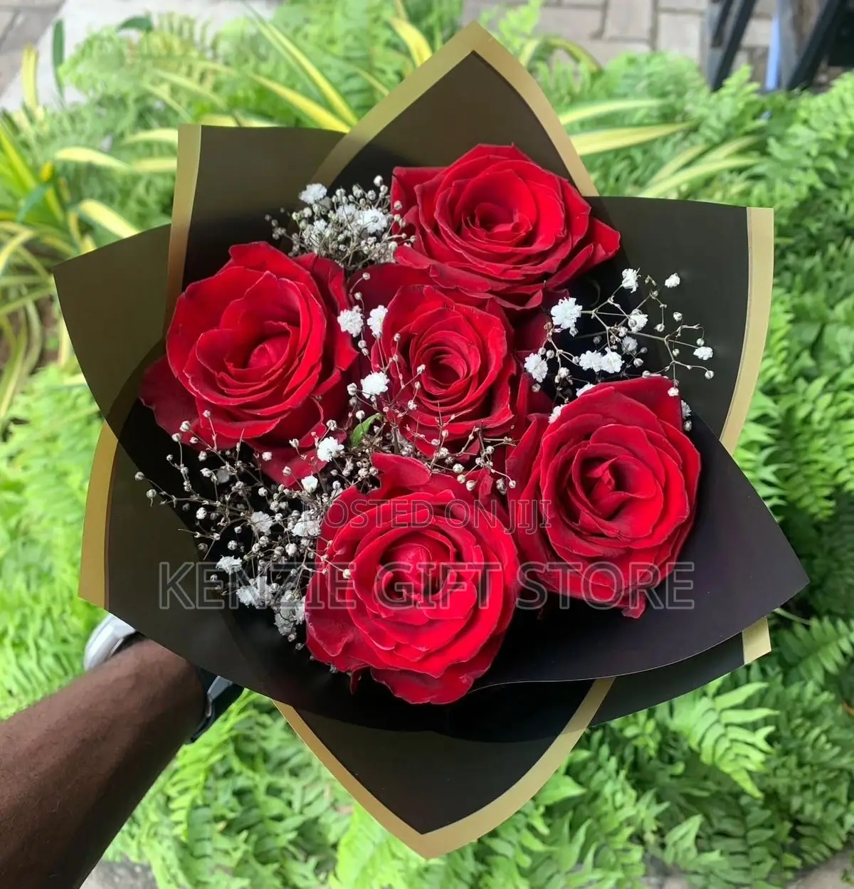 With Roses, More Is Always Merrier