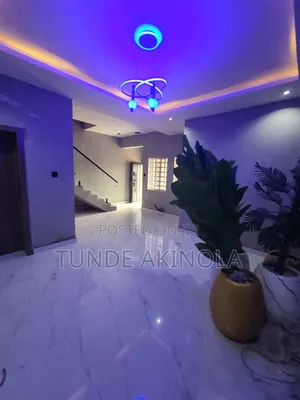 3bdrm Townhouse/Terrace in Lekki Peninsula for sale