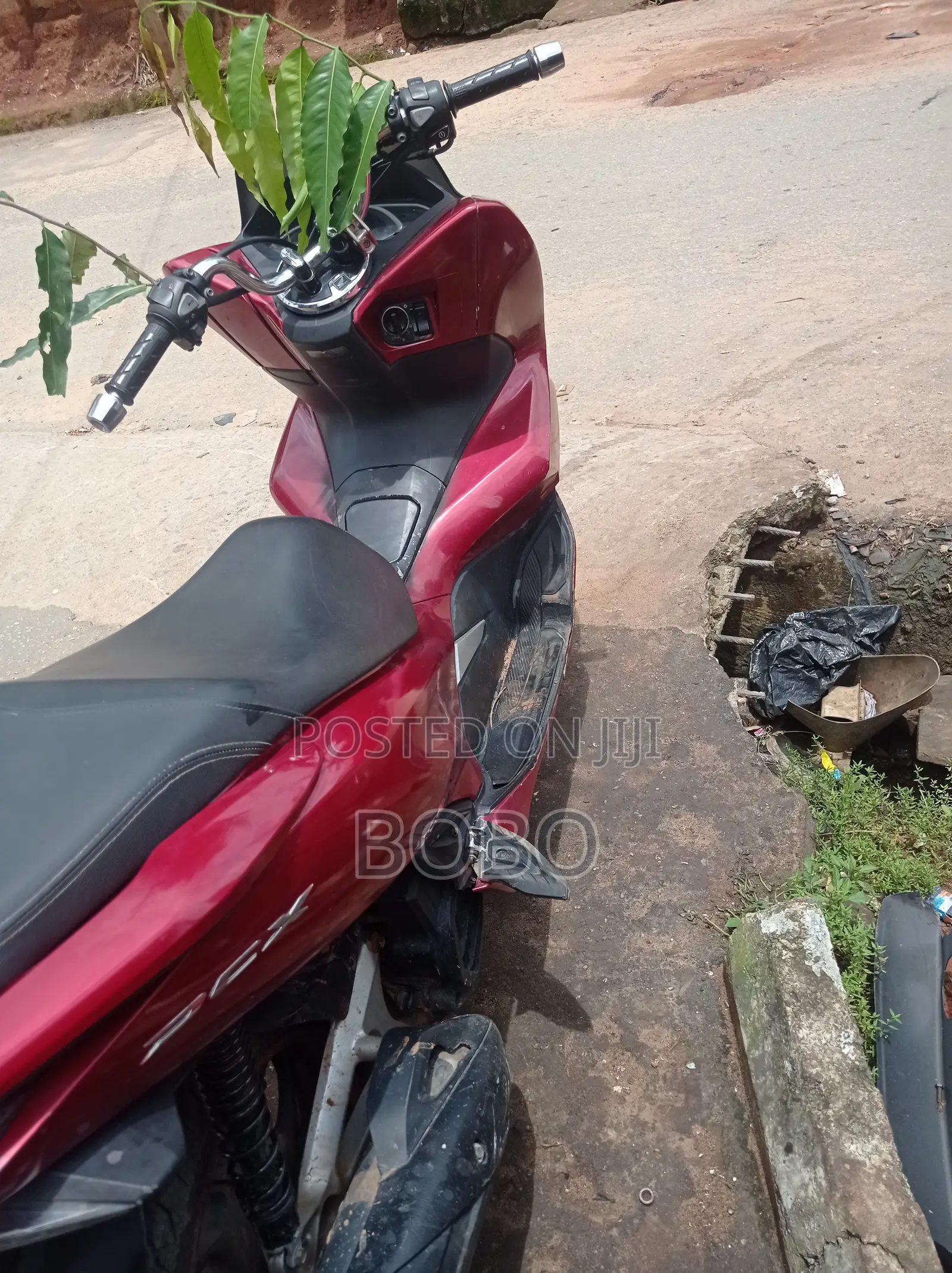 Honda 2025 Red