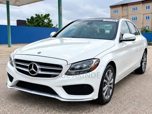 Mercedes-Benz C300 Sport 4dr AWD 4Matic Sedan (2.0L 4cyl 7A) 2015 White