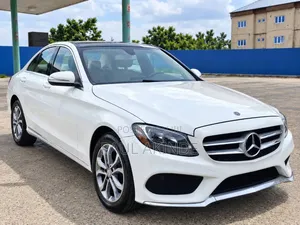 Mercedes-Benz C300 Sport 4dr AWD 4Matic Sedan (2.0L 4cyl 7A) 2015 White